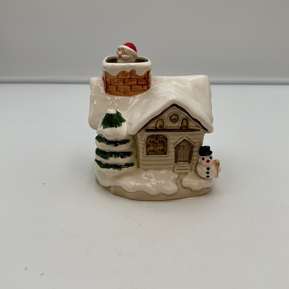 Otagiri Chrismas Music Box House With Spinning Santa Vintage 1979 - Picture 1 of 17